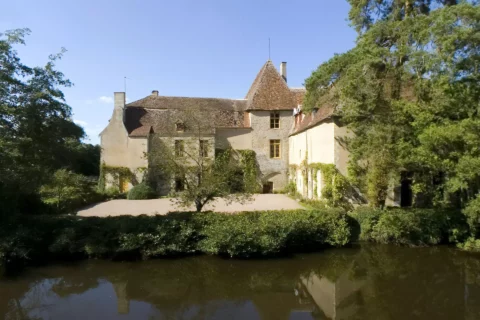 La haut cour vue du chemin de moulin